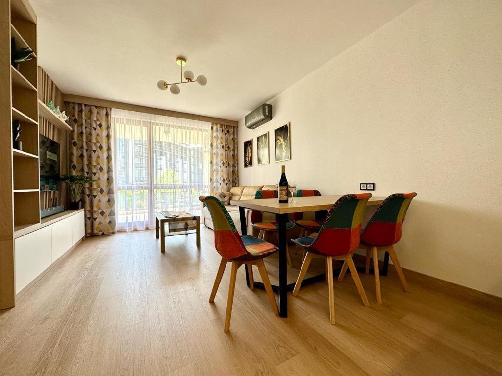 Апартаменти Royal Bay аpartment Sylvia *